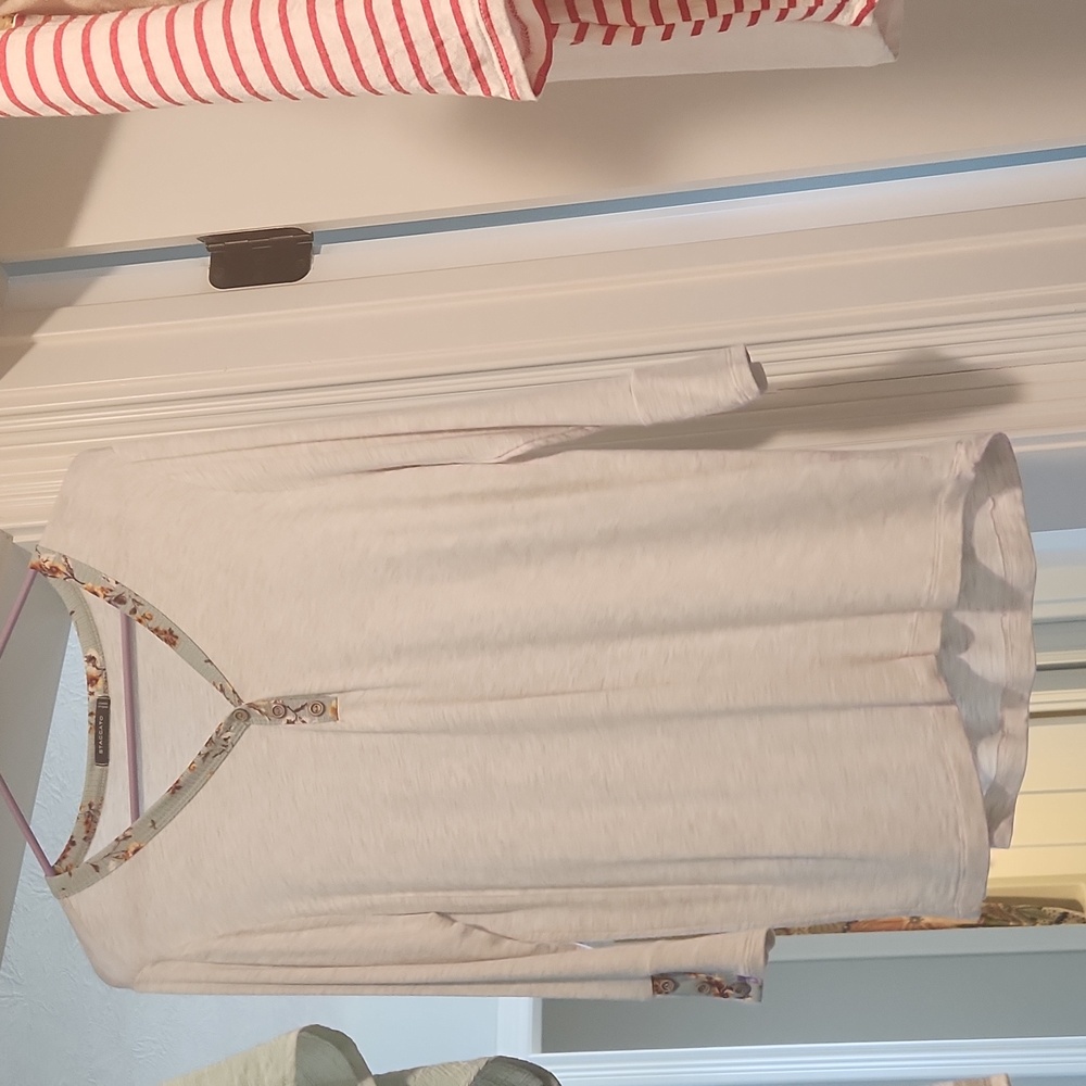 Staccato top